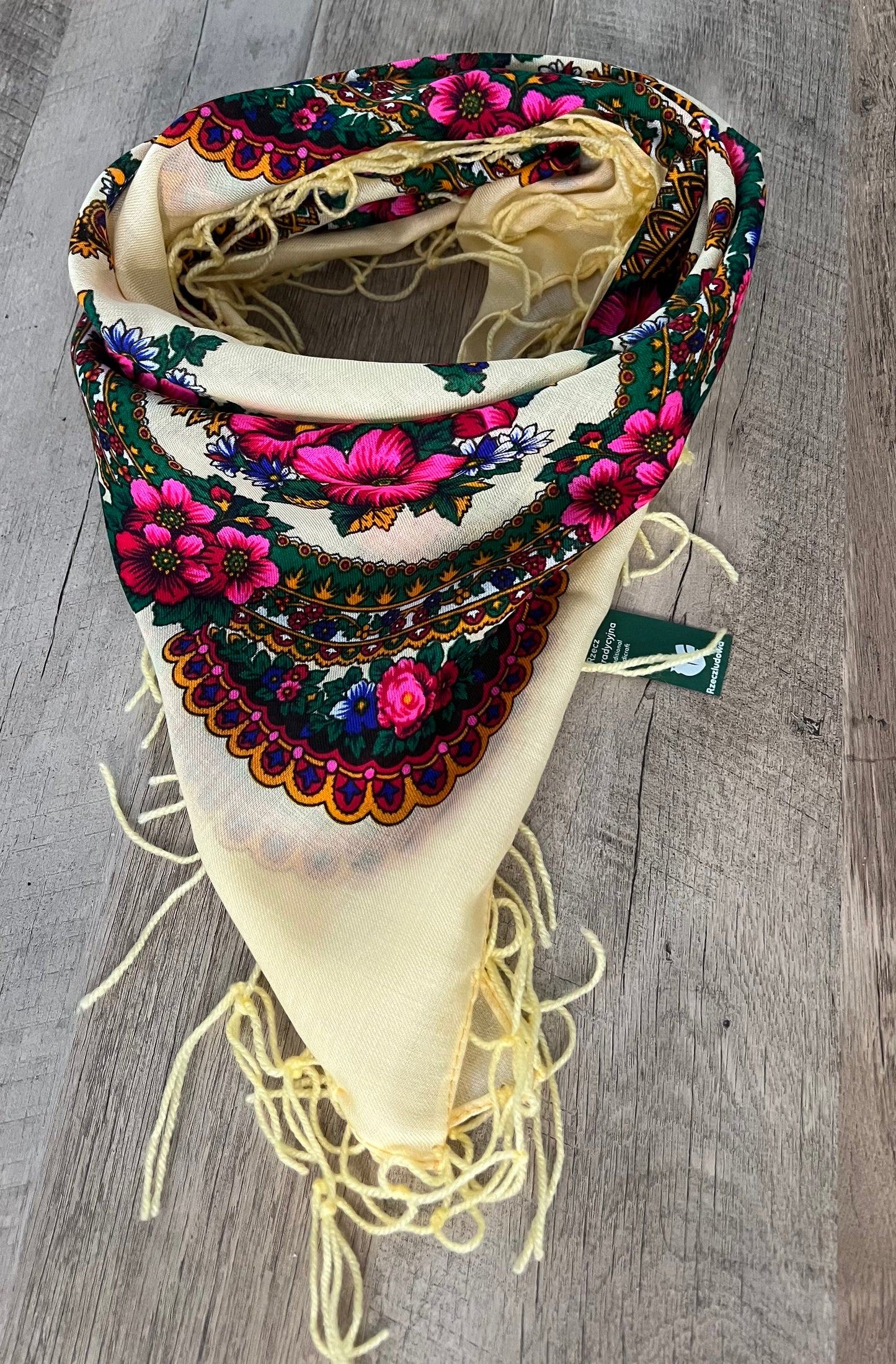 Chusta Folk Scarf with fringes
