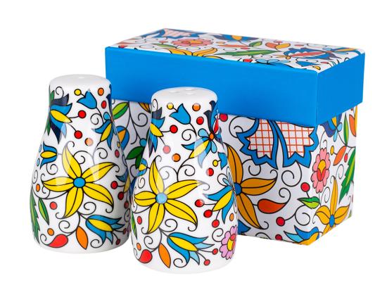 Salt & Pepper shakers