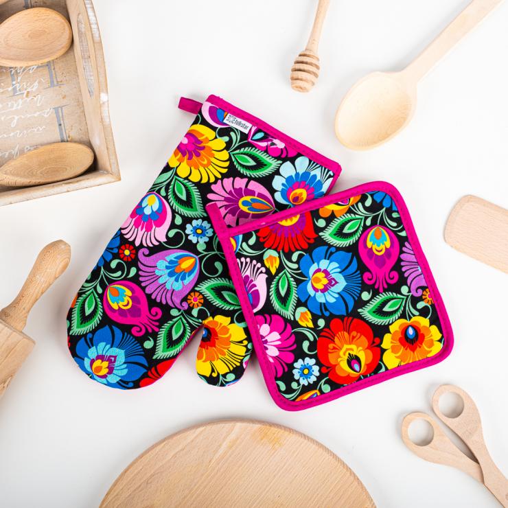 Oven mitt and pot holder – Łowicz pattern