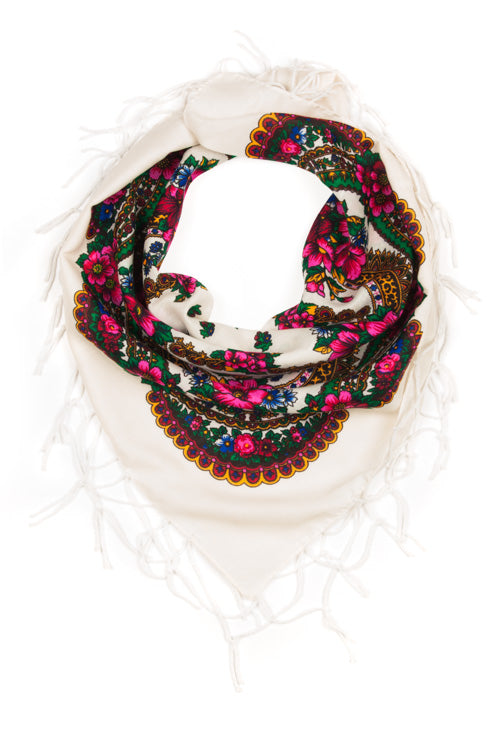Chusta Folk Scarf with fringes